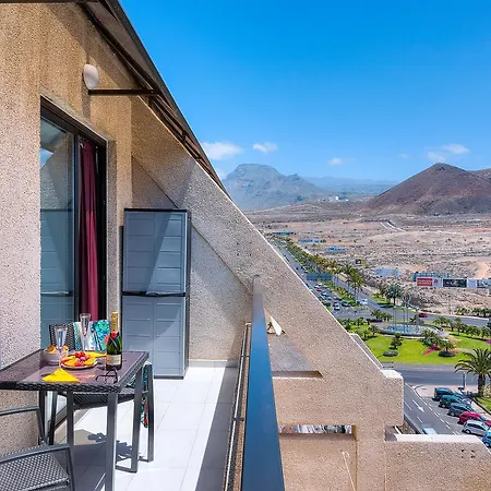 Modern Cristianos Center Apartament